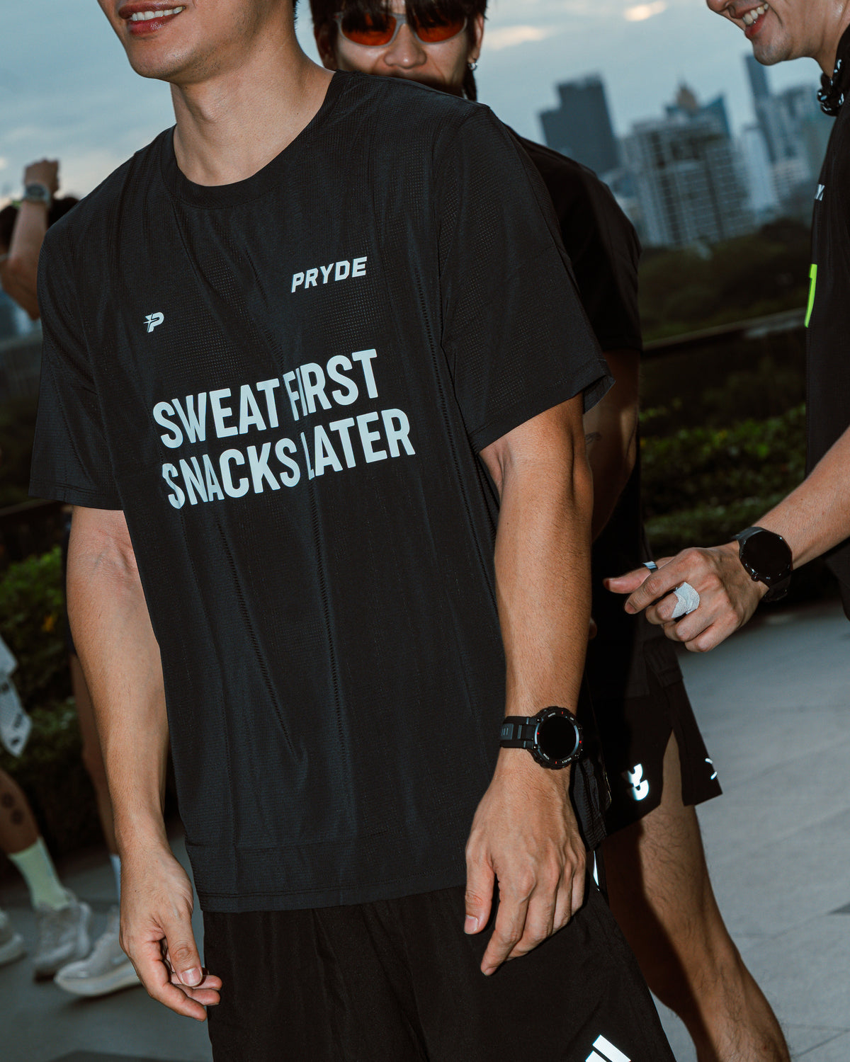 RUNNING TEE-thumbmail-7